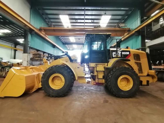 2016履带式装载机950MZ -