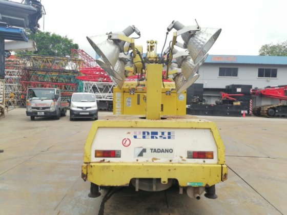 塔达诺照明塔LS-106 -