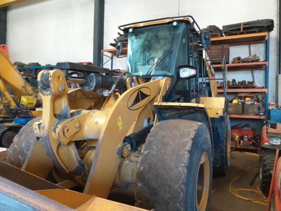 履带式装载机 950mz -