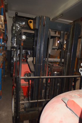 2005年克拉克叉车cmp40d -