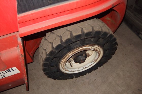 2005年克拉克叉车cmp40d -