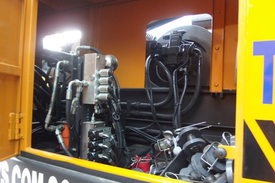 2016年三一重工履带式起重机SCC600E