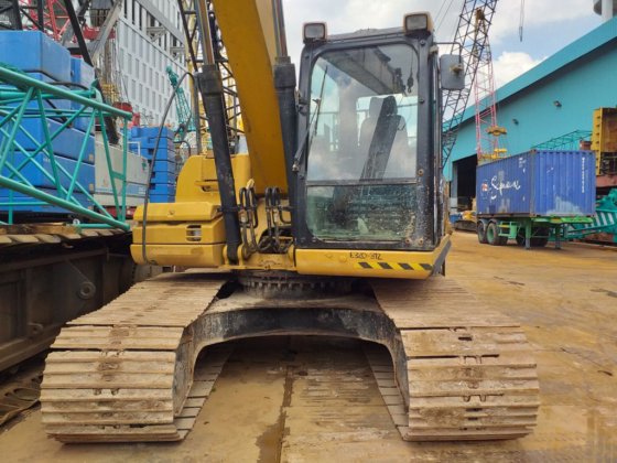 2011履带式挖掘机320D----。