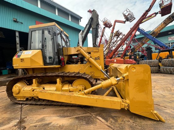 2007 履带式推土机 D7G2-