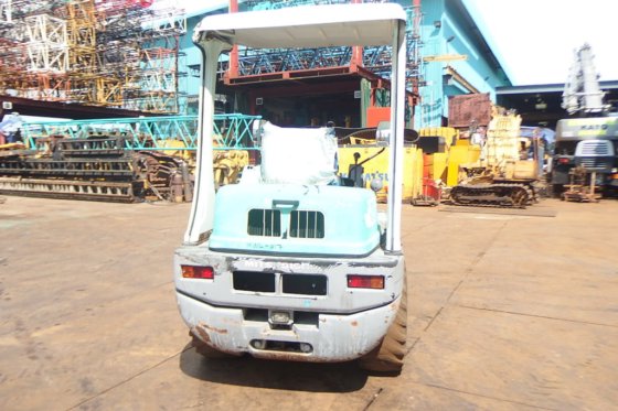 三菱小型轮式装载机ws210 -