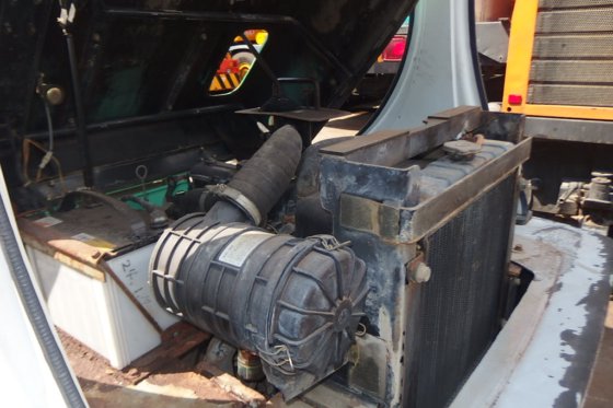 三菱小型轮式装载机ws210 -