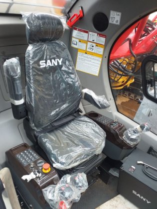 2021年三一重工履带式起重机SCC2800A----。