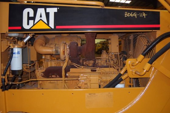 2004年卡特彼勒推土机D6G -