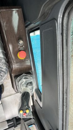 2024 三一重工 80 吨履带式起重机 scs800a