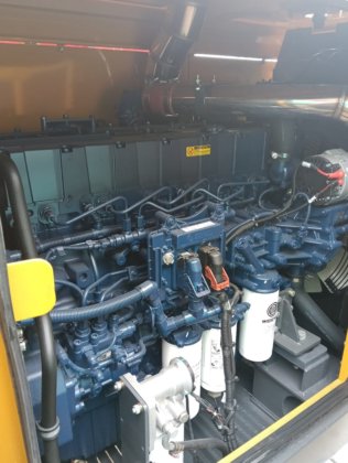 2024 三一重工 80 吨履带式起重机 scs800a