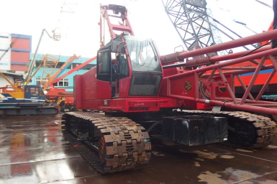 马尼托瓦克履带式起重机8500 -