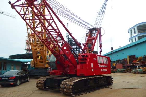 马尼托瓦克履带式起重机8500 -