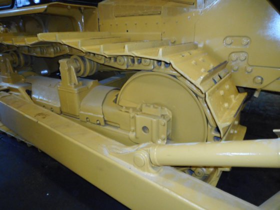 2003年履带式推土机D7G---。