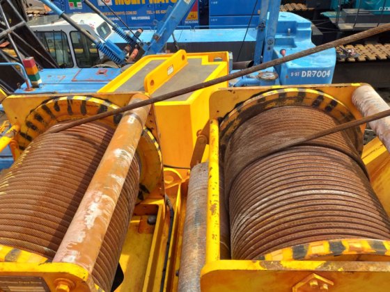 格鲁夫越野起重机rt9130e -