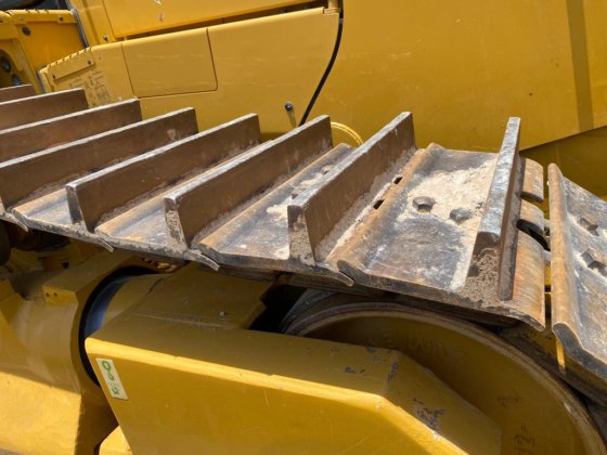 2023 履带式 D8 推土机，带开沟器