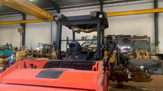 2010年达纳派克振动串联式压路机cc224hf --