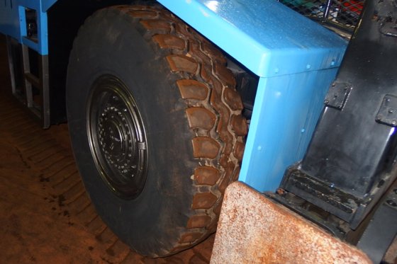 泰达诺越野起重机TR-350M -