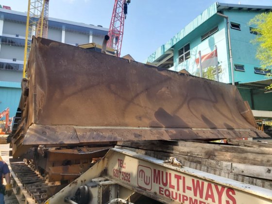 履带式推土机D6R----。