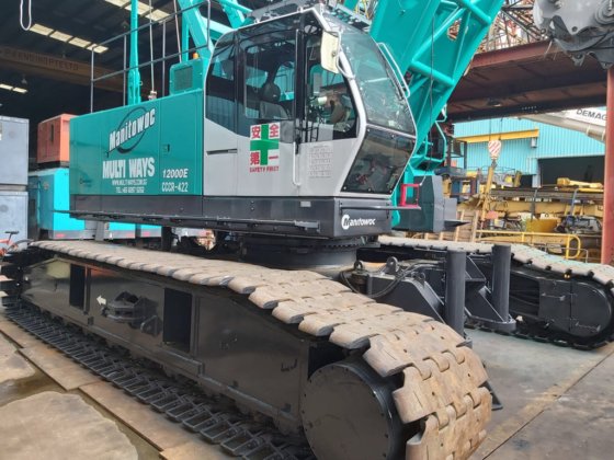 2011年马尼托瓦克履带式起重机12000E-