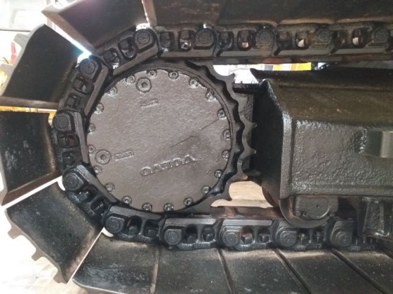 2010年沃尔沃挖掘机ec210b-prime----。