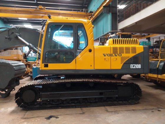 2010年沃尔沃挖掘机ec210b-prime----。