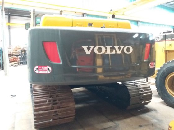 2010年沃尔沃挖掘机ec210b-prime----。