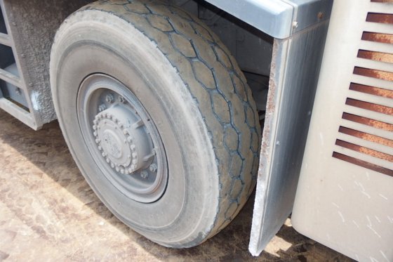 泰达诺越野起重机GR-250N -