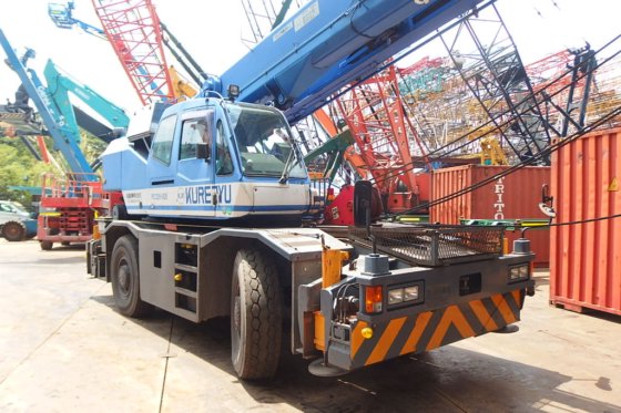 泰达诺越野起重机GR-250N -