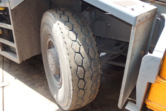 泰达诺越野起重机GR-250N -