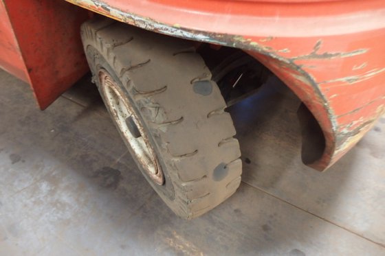 2005年克拉克叉车cmp40d -