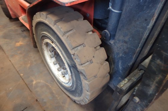 2005年克拉克叉车cmp40d -