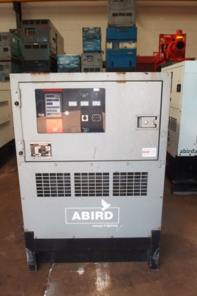 2011年Denyo发电机DCA-125esei -