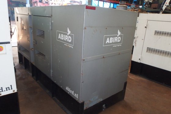 2011年Denyo发电机DCA-125esei -