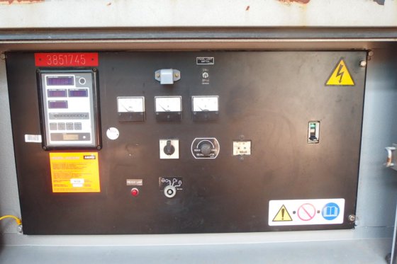 2011年Denyo发电机DCA-125esei -