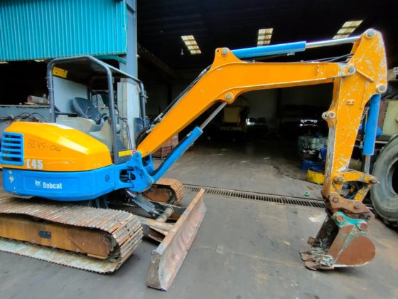 2018年二手山猫小型挖掘机Be45 -