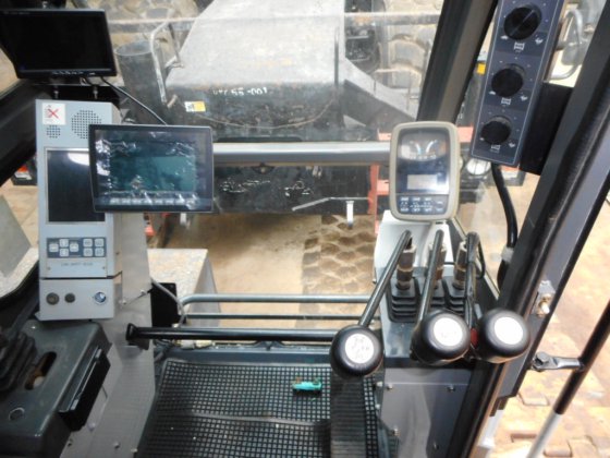 Kobelco履带式起重机CKE800-1F-----。