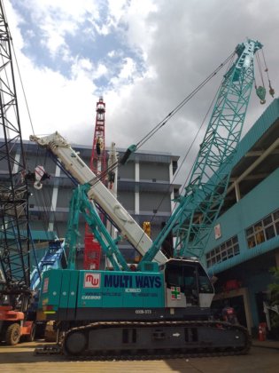 Kobelco履带式起重机CKE800-1F-----。