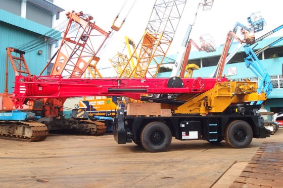 2017年三一重工越野起重机SRC250 -