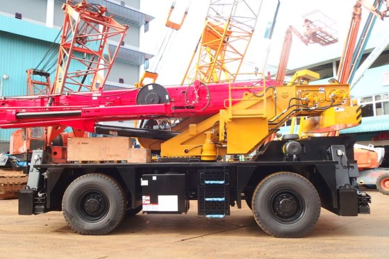 2017年三一重工越野起重机SRC250 -