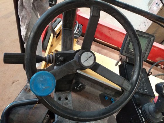 德纳帕克振动串联式压路机CC224HF -