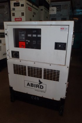 2009年Denyo发电机DCA-125esei -