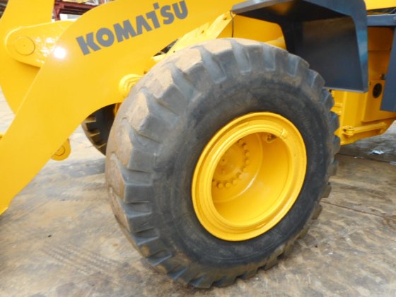 KOMATSU WHEEL LOADER WA350-3 - in Singapore