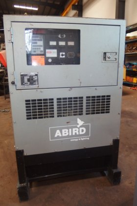 2008年Denyo发电机DCA-125esei -