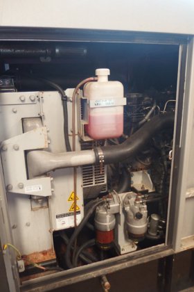 2008年Denyo发电机DCA-125esei -