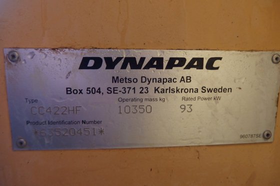 2003年Dynapac振动串联式压路机CC422HF --