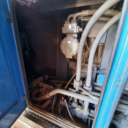 2003 二手日立住友履带式起重机 scx900-2