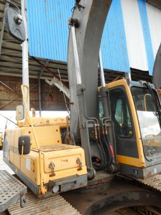 2008年沃尔沃挖掘机ec210blc -