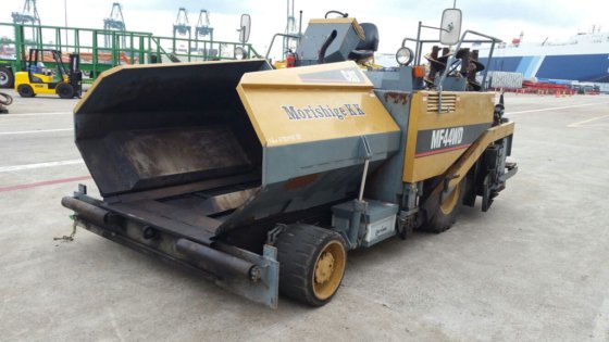 三菱沥青饰面机MF44WD -