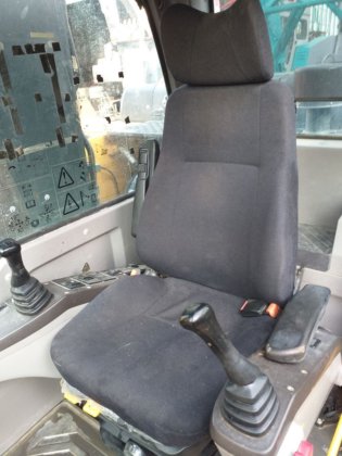 2018年沃尔沃挖掘机ec200d -