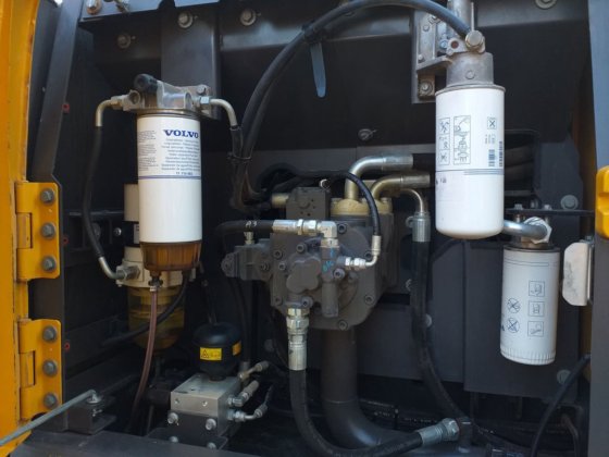 2018年沃尔沃挖掘机ec200d -